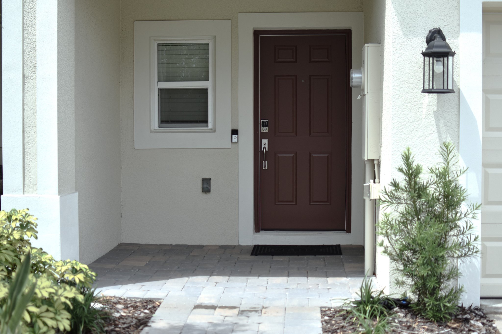 Davenport Townhome: 2942 Canary Ave