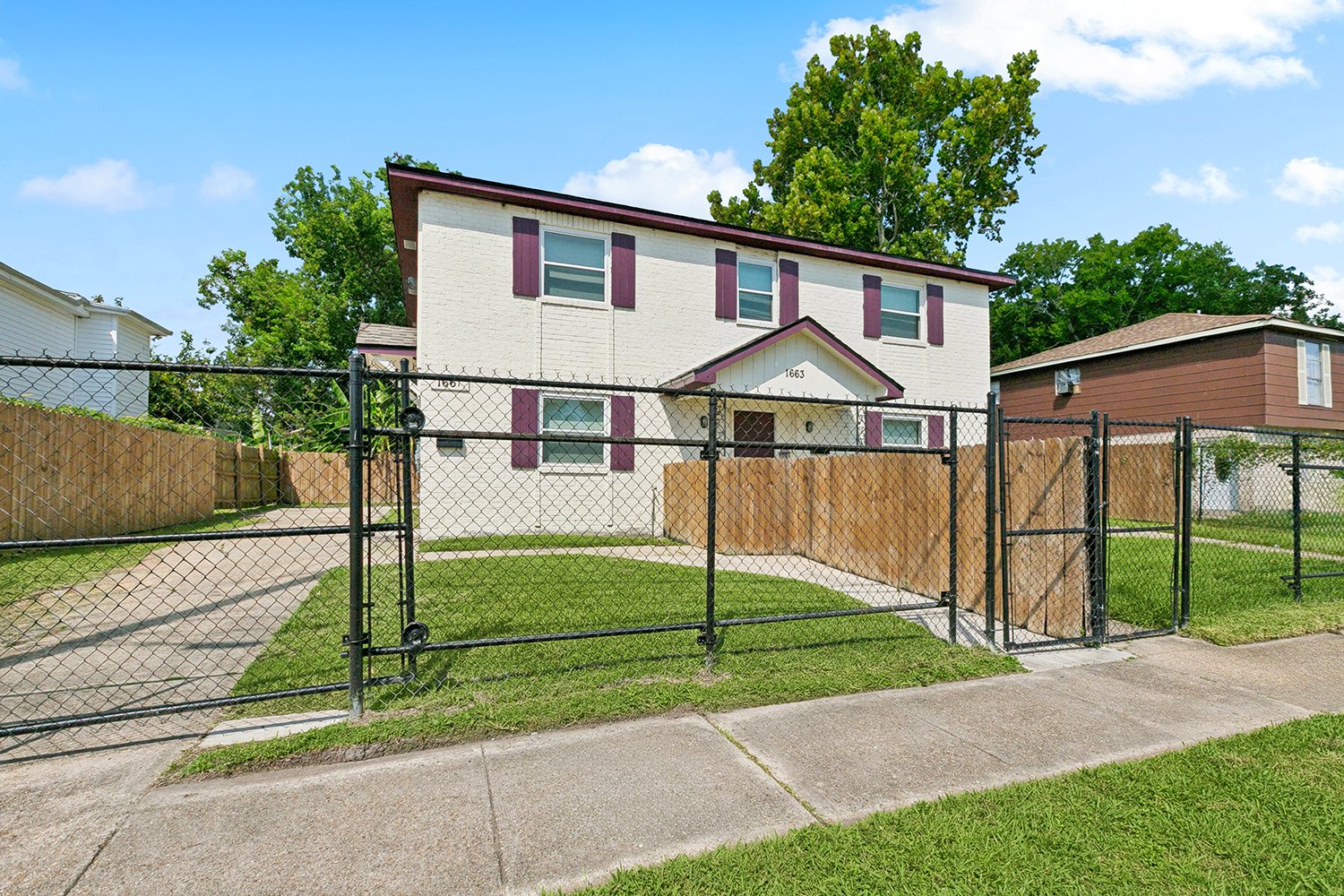 New Orleans Multiplex: 1661 JoAnn Place
