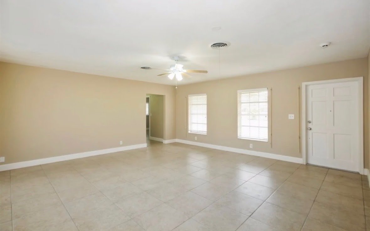 Boca Raton House: 1250 SW 9th Ter