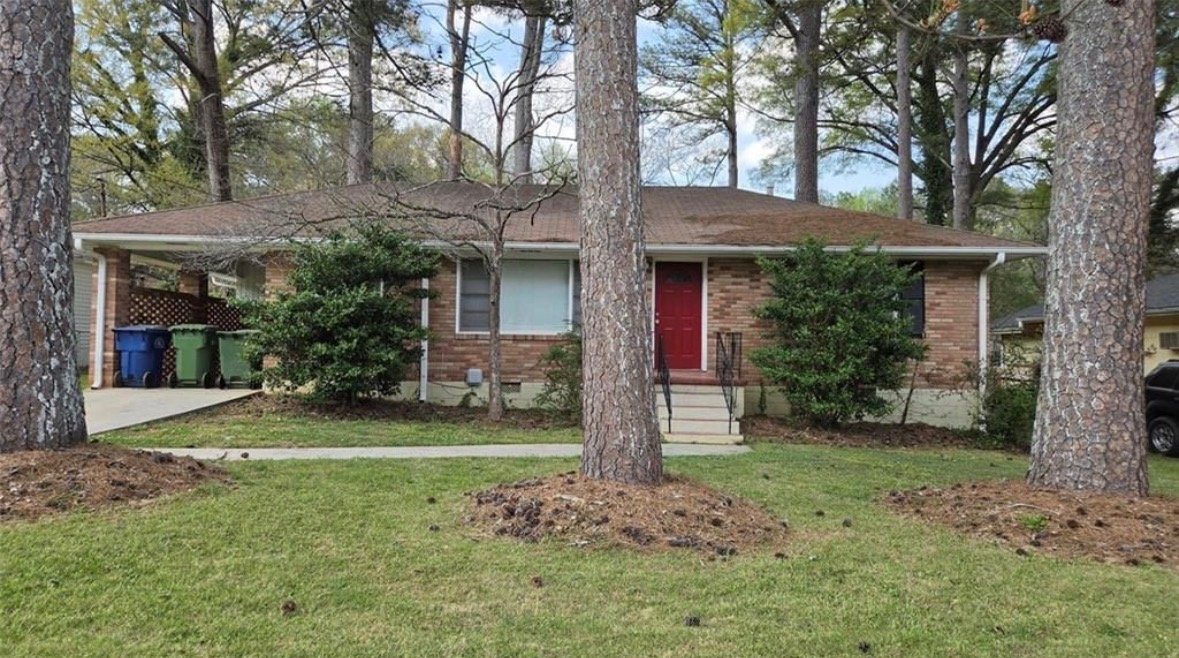 Atlanta House: 136 Hillsdale Dr SE