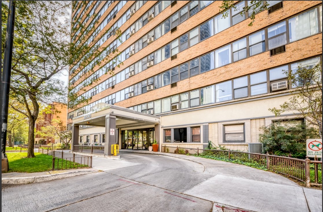 Chicago Condo: 6030 N Sheridan rd