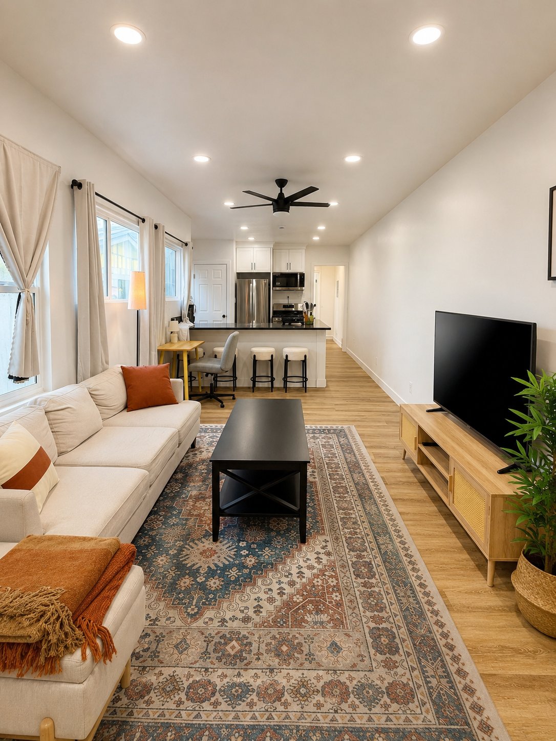 Venice Multiplex: 518 Rialto Ave