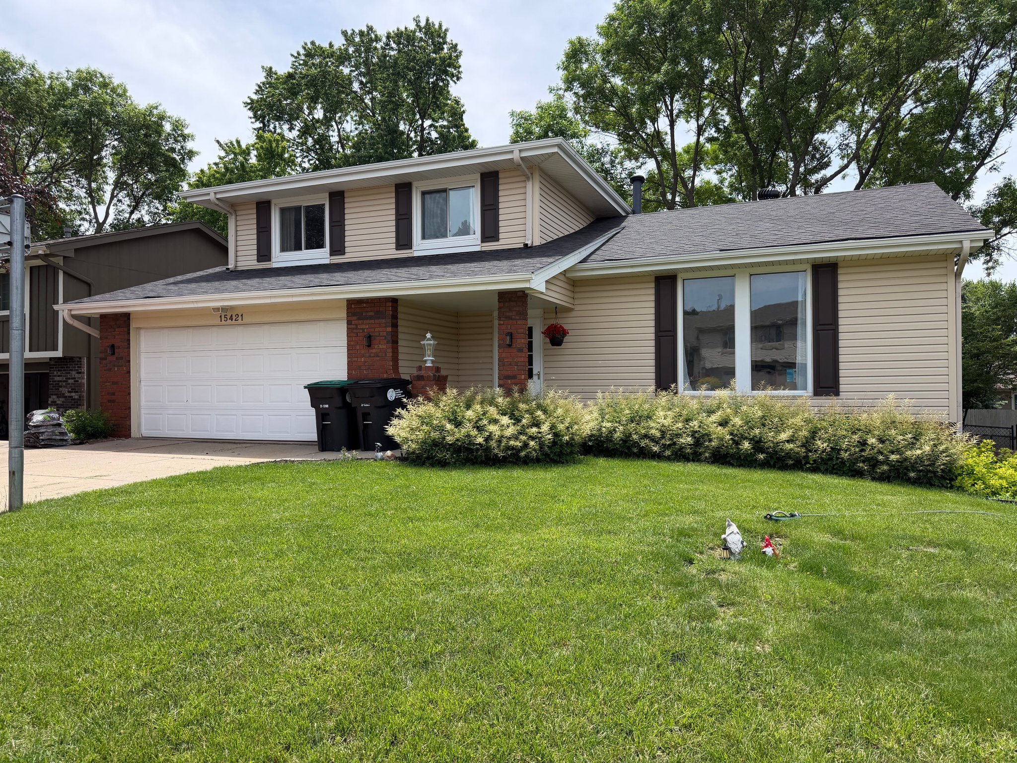 Omaha House: 15421 U St