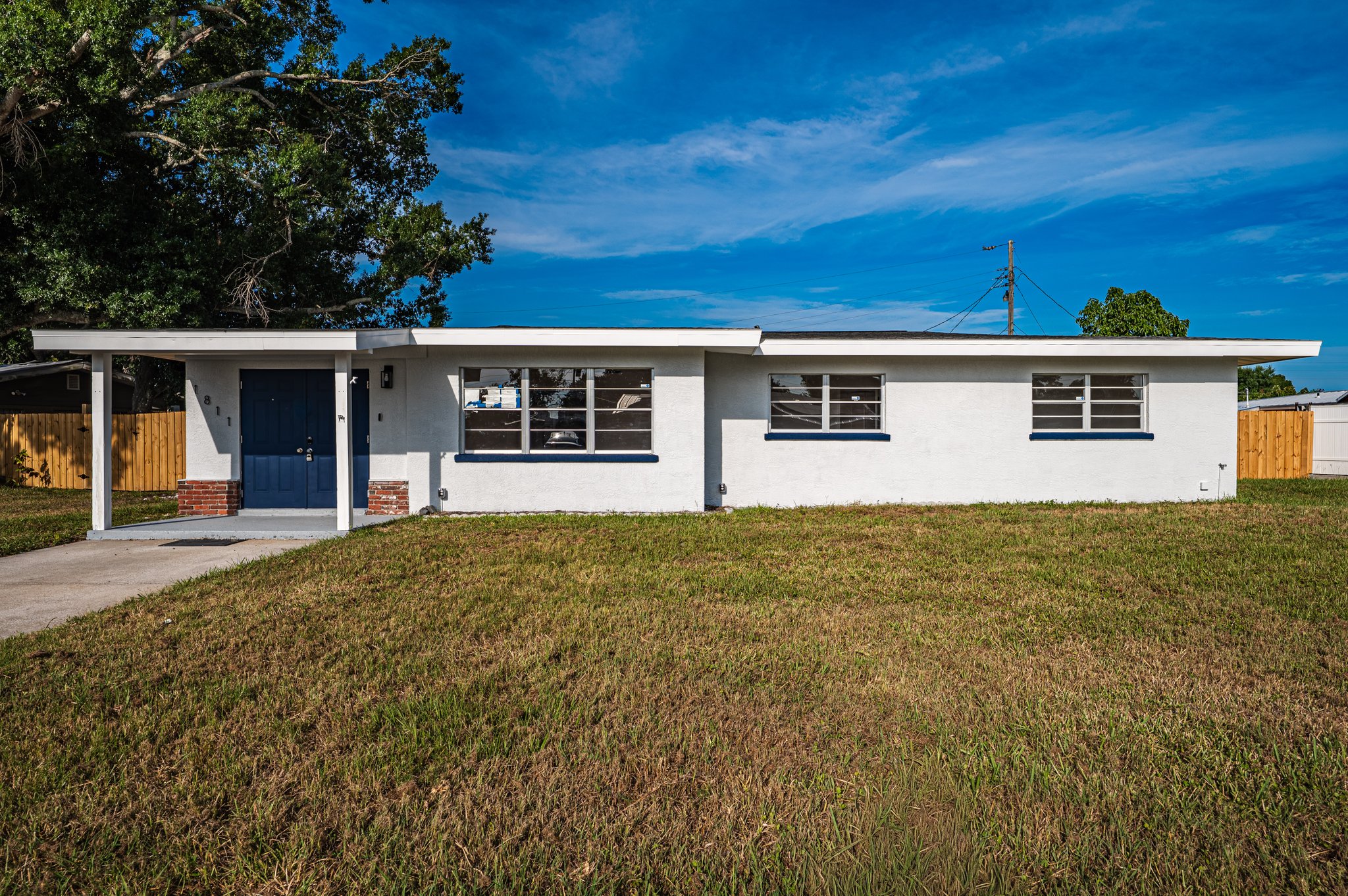 Sarasota House: 1811 Rhoades Ter