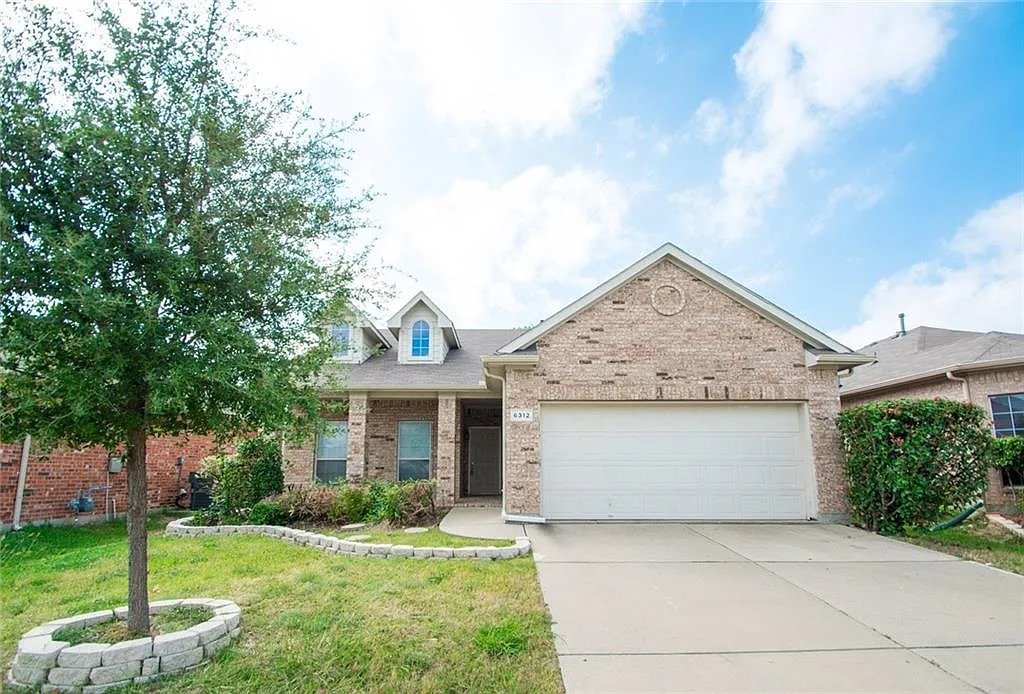 Fort Worth House: 6312 Melanie Dr