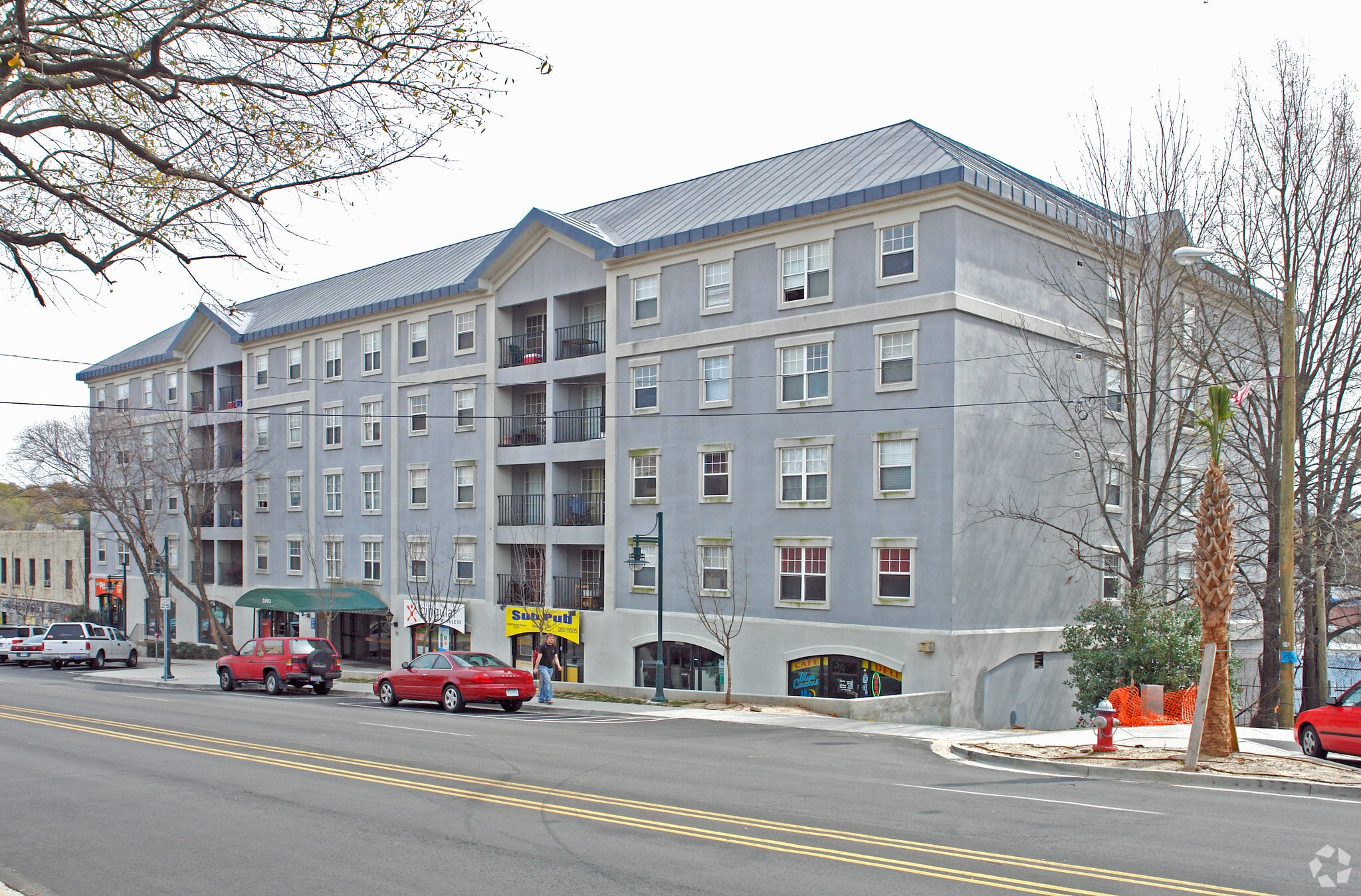 Columbia Condo: 2002 Greene st