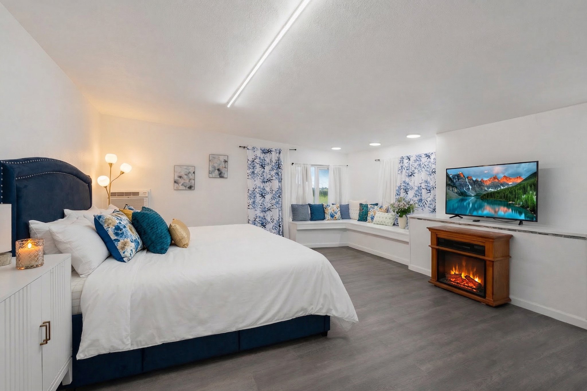 Sanford House: 228 Sunset Drive