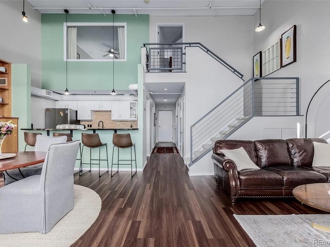 Houston House: 548 Granberry St