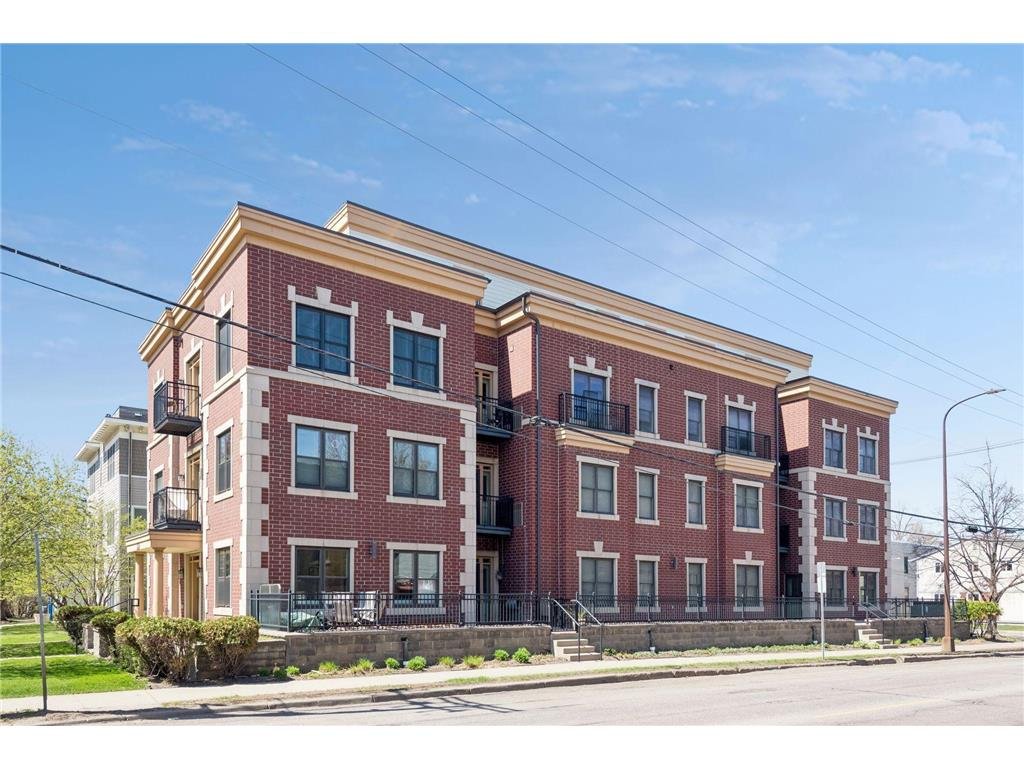 Saint Paul Condo: 625 Dayton Ave