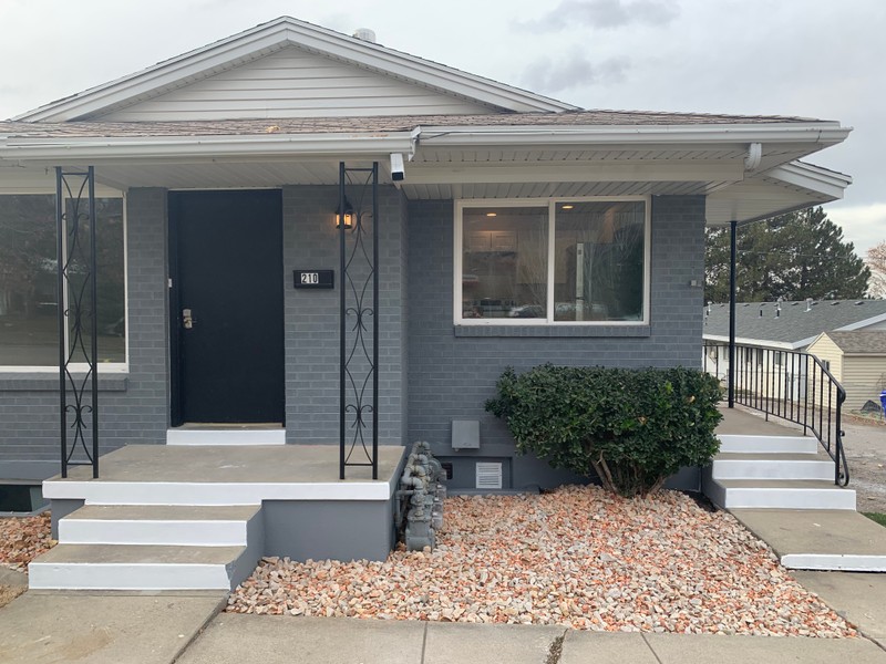 Bountiful Apartment: 210 S 400 E