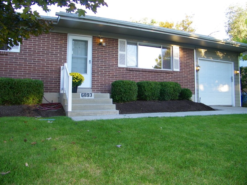 West Jordan House: 6893 S Rhonda Ave (1575 W)