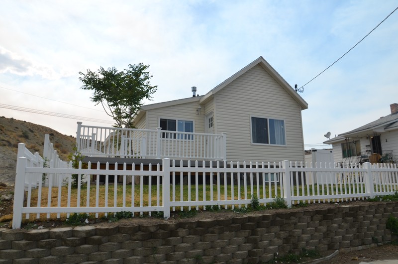 Price Townhome: 815 N 100 E