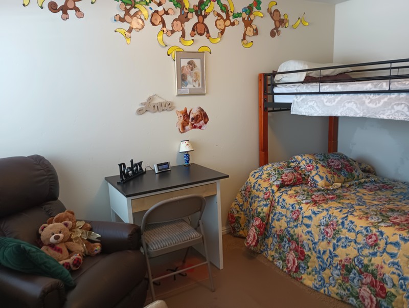 South Jordan Single Room: 11559 S Thoroughbred Dr