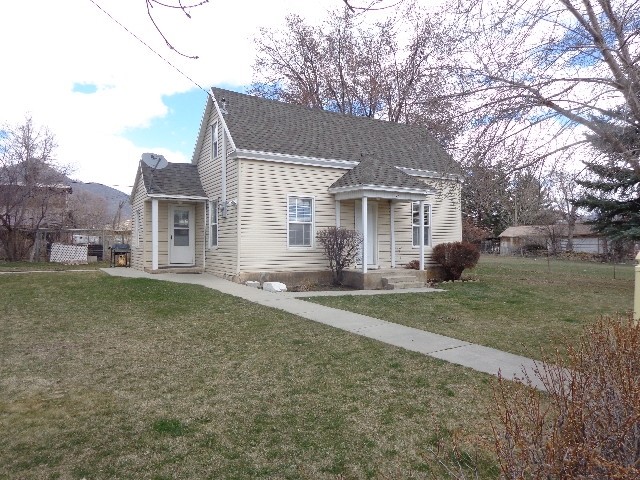 Midway House: 94 W 250 N