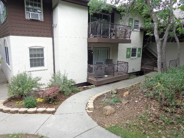 Midway Multiplex: 954 Schneitter Cir