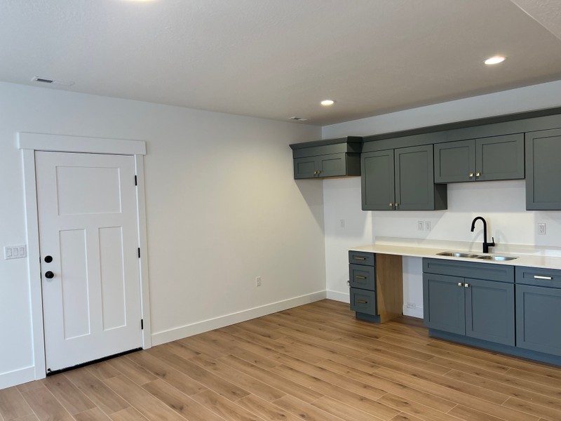 Saratoga Springs Multiplex: 556 N Hill View Dr