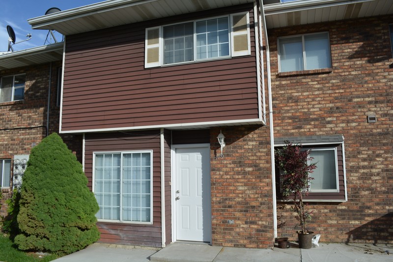 Pleasant Grove Condo: 479 E 820 S