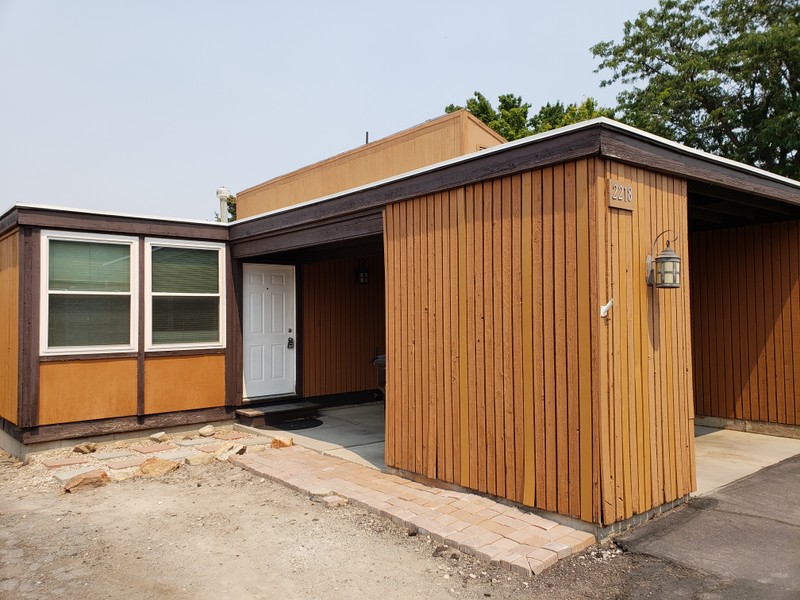 Salt Lake City House: 2218 W 4185 S