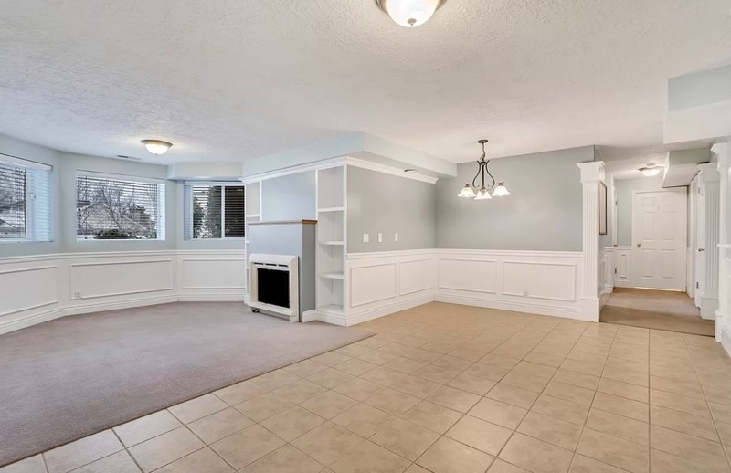 South Jordan Multiplex: 9441 S Wasatch View Cir