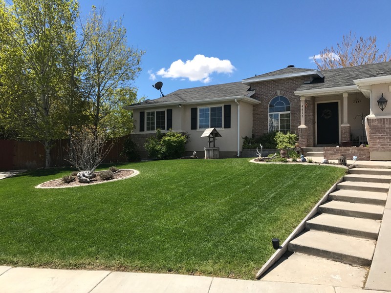 West Jordan House: 4611 W Ripple Creek Cir