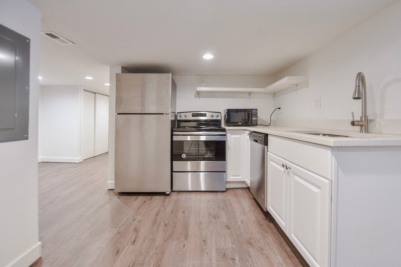 Salt Lake City House: 1955 S West Temple