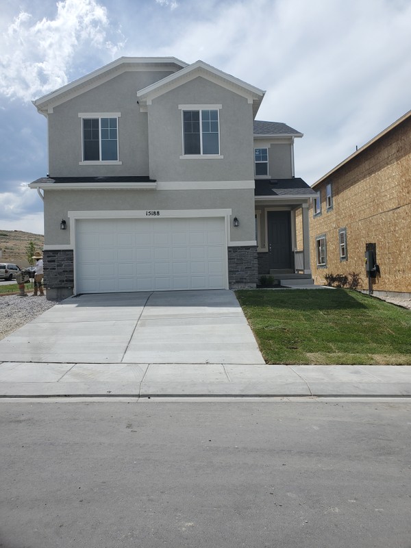 Herriman House: 15188 S Prinz Ln