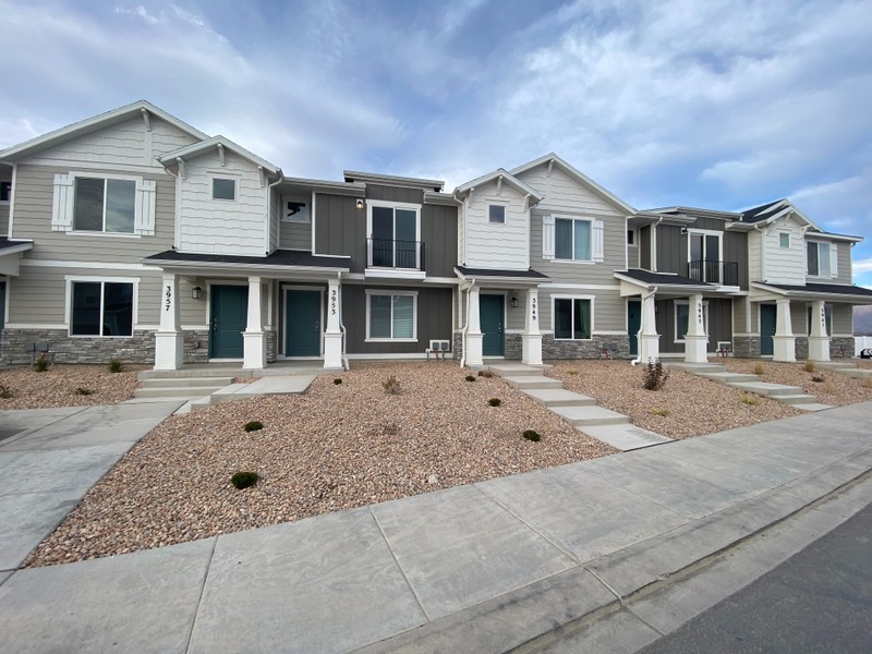 Lehi Townhome: 3953 W Yonex Dr