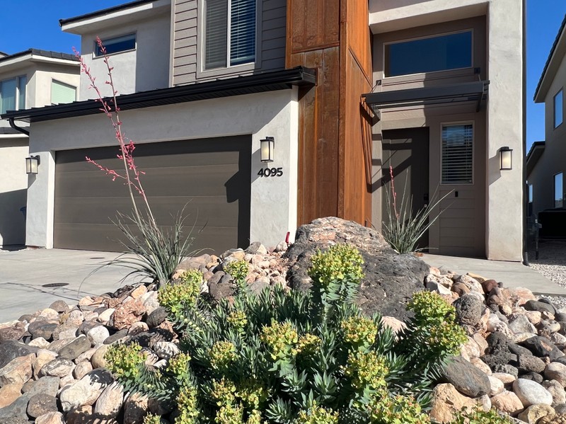 Saint George House: 4095 E Phobos Ln