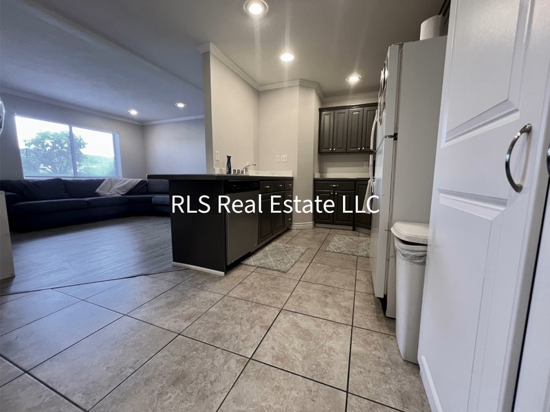 Provo Apartment: 1541 N Riverside Ave