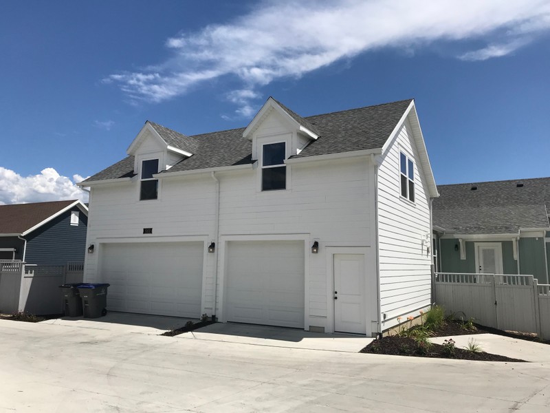 South Jordan Apartment: 5152 W Beach Comber Way