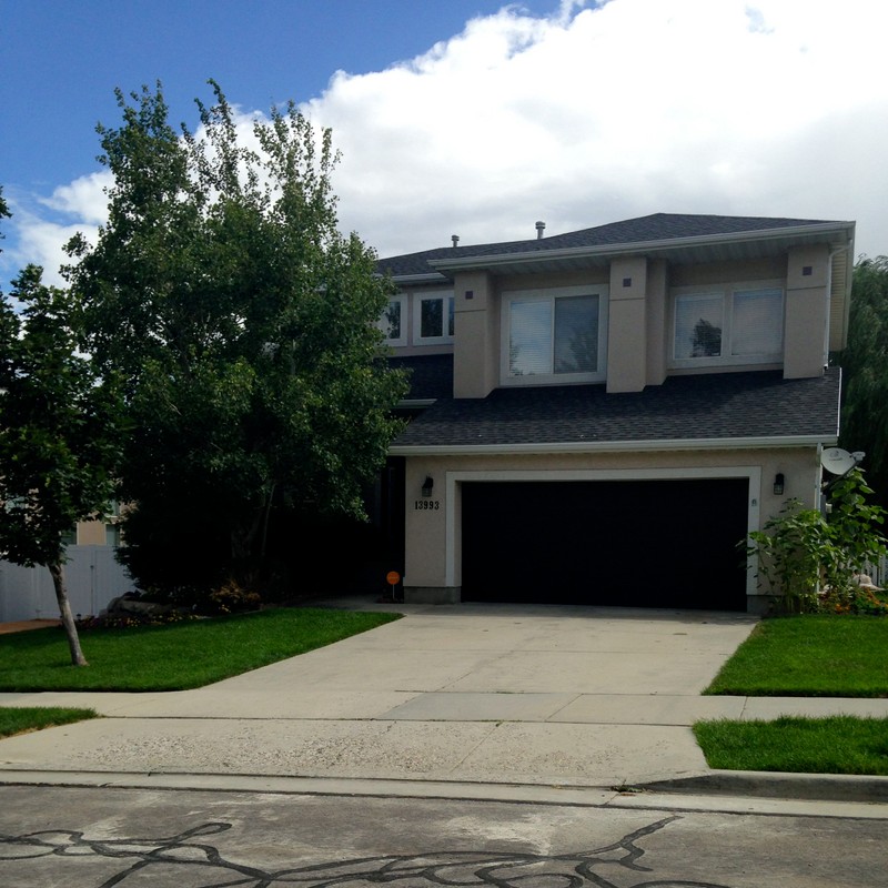 Draper House: 13993 S Old Saddle Rd