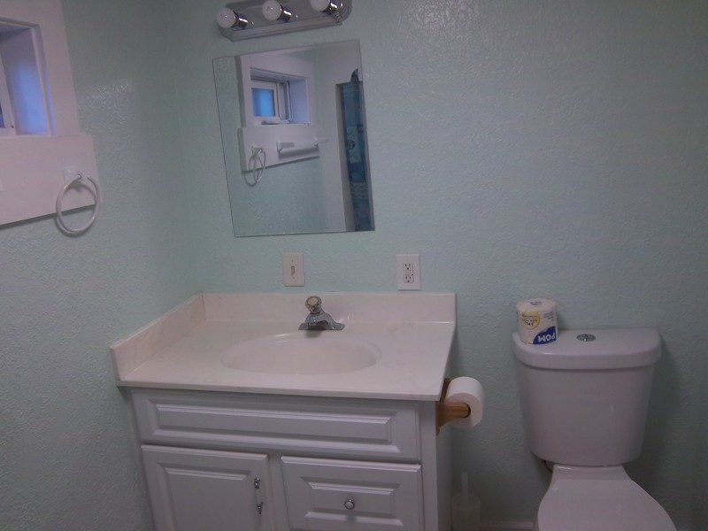 Hyrum House: 407 S 100 E