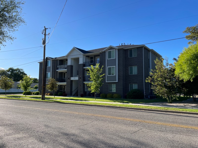 Ogden Condo: 154 7th