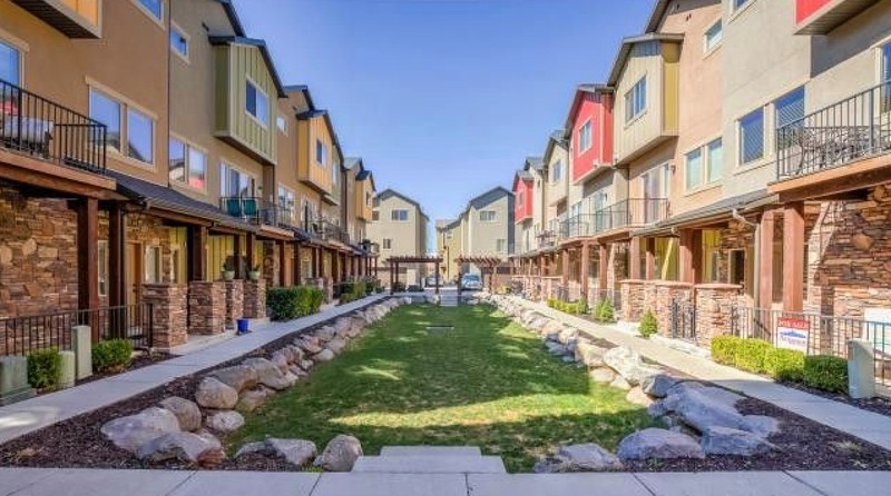 Salt Lake City Townhome: 3744 S Prairiewood Dr