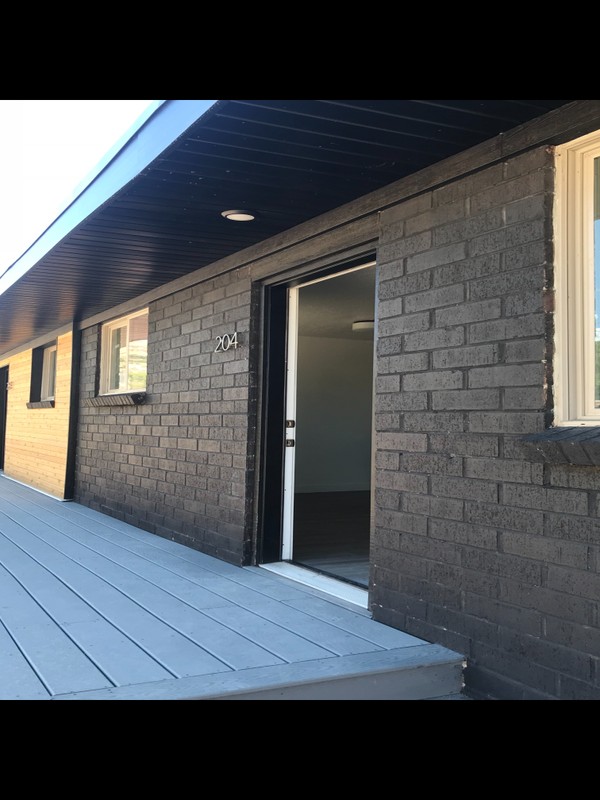 North Salt Lake Apartment: 200 S Highway 89