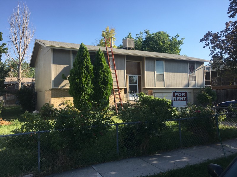 Taylorsville House: 3359 W Hillsboro Dr