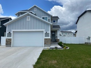 Eagle Mountain House: 9789 N Bridge St