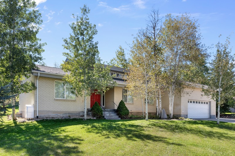 Park City House: 8735 Silver Spur Rd