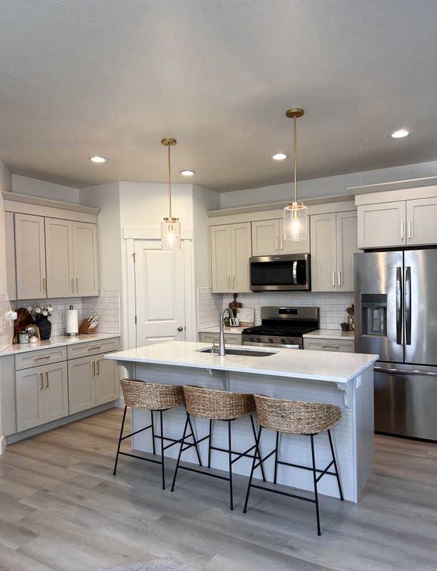 Saratoga Springs Townhome: 1752 N Blaze Ln