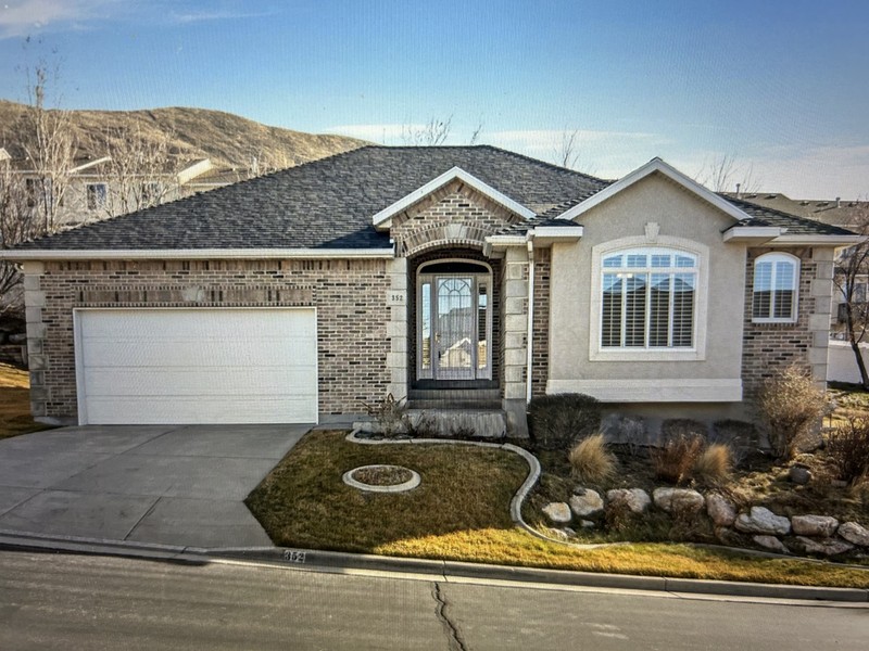 Draper House: 352 E Haven Crest Rd