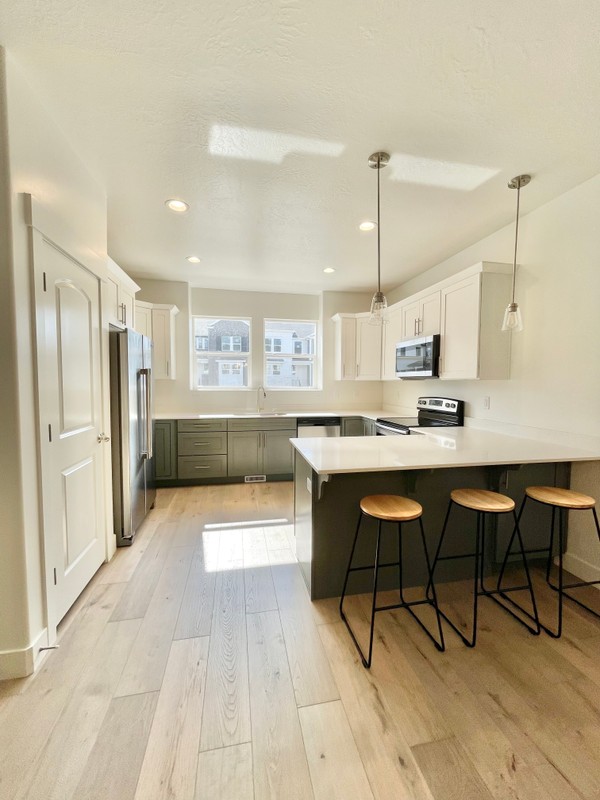 Lehi Single Room: 1488 N 3790 W