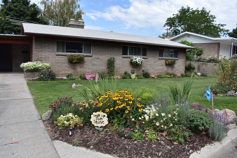 Pleasant Grove House: 340 S 1300 E