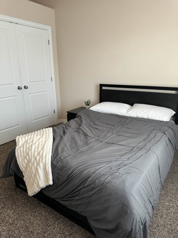 Midvale Single Room: 103 E 7320 S