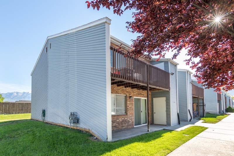 Provo Apartment: 624 S 500 W