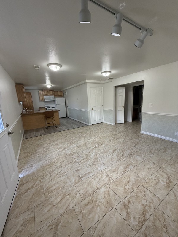 Hyrum Multiplex: 1177 Rocky Mountain Way