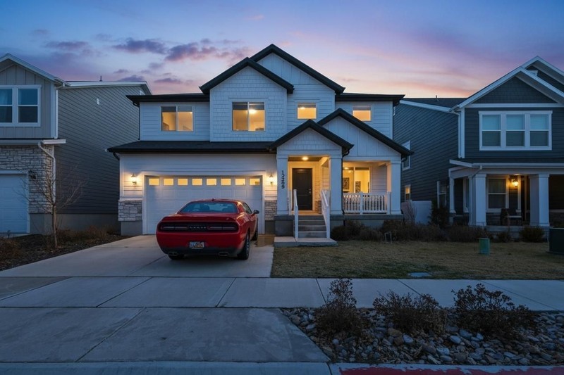 Herriman House: 12299 S Boggs Way