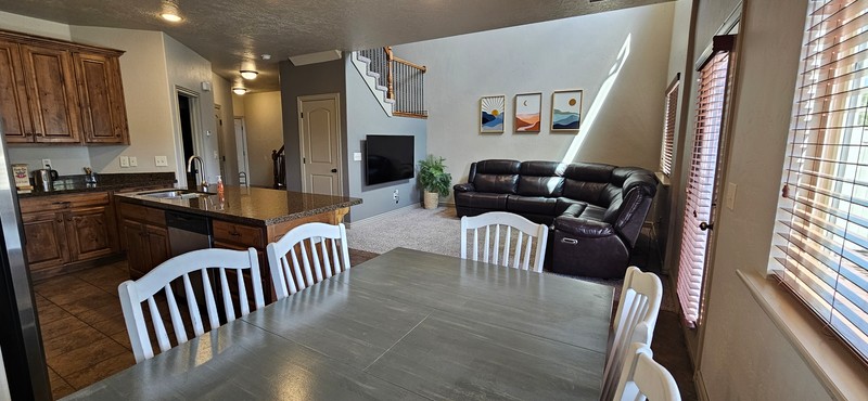 Vineyard Single Room: 1823 W 850 S