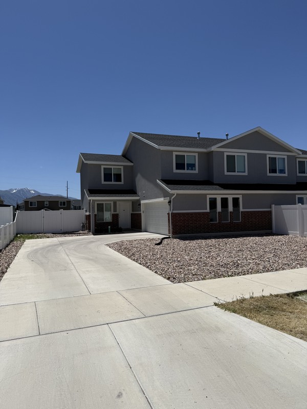 Springville Townhome: 1431 W 500 N