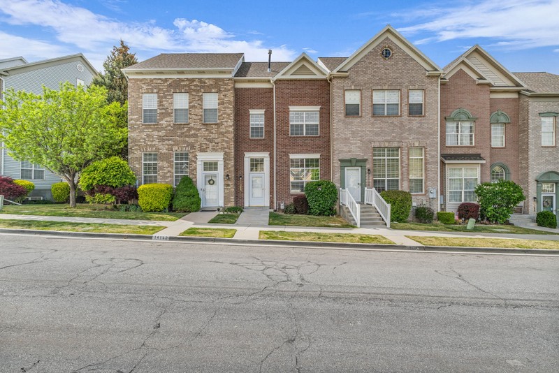 Draper House: 14108 S Pepi Band Rd