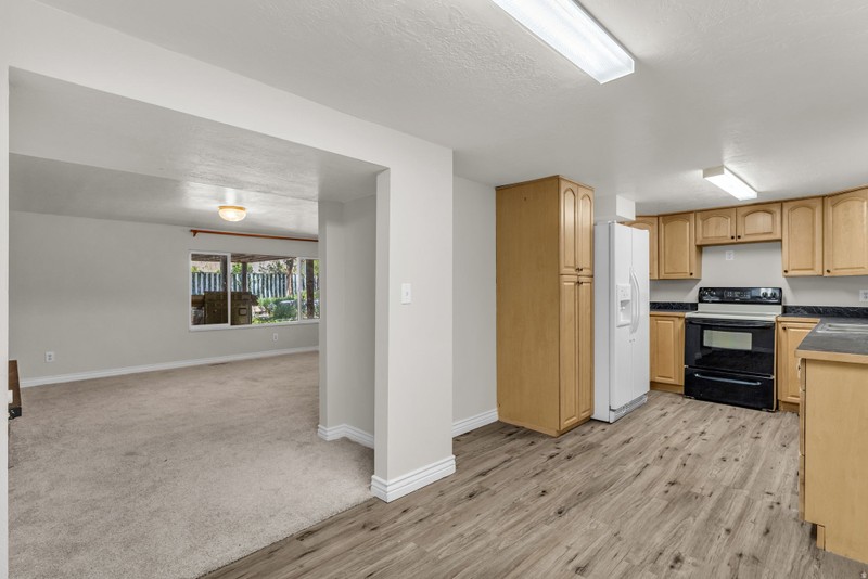 Springville Multiplex: 1035 Hillcrest Dr